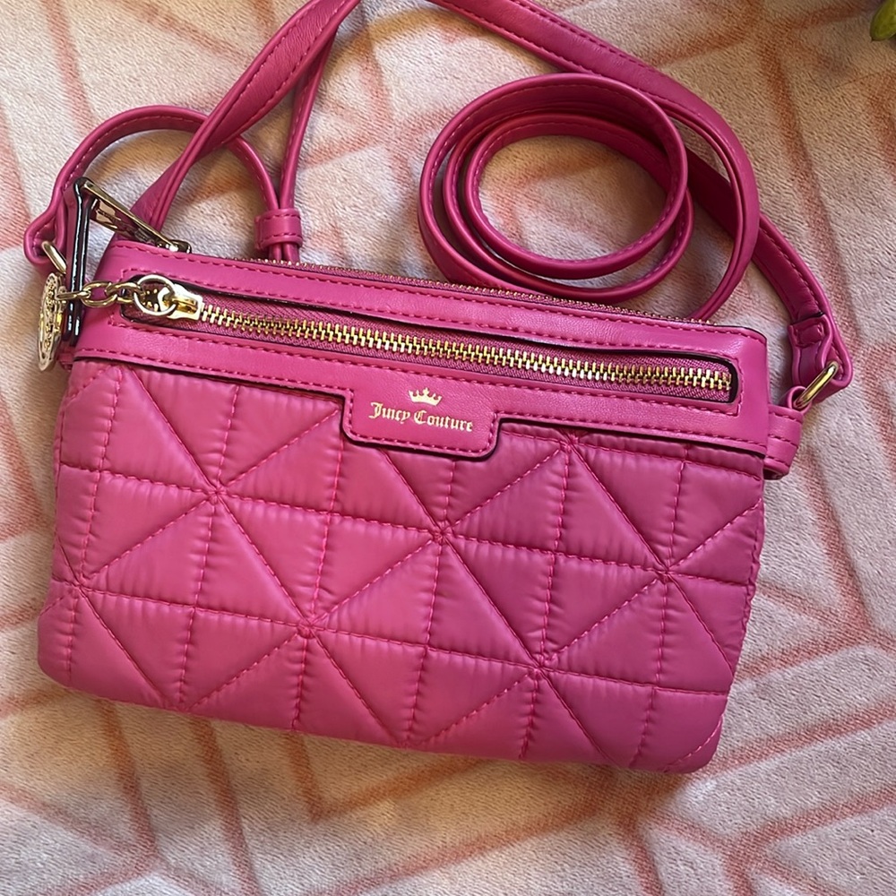 ✨💖✨ NWOT Juicy Couture Crown Quilted Flamingo Pink Clutch Crossbody ✨💖✨